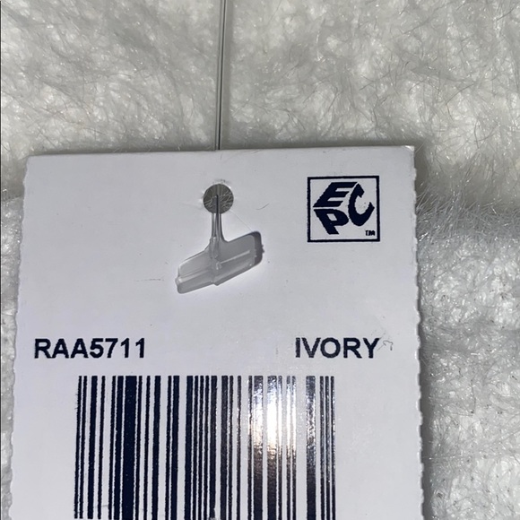 NWT Almost Famous off the shoulder eyelash sweater. - Picture 5 of 6